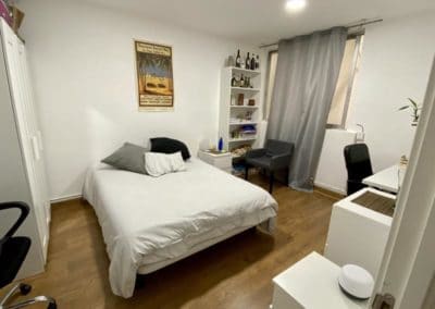 Piso 5 habitaciones calle Los Vascos Ref. 168